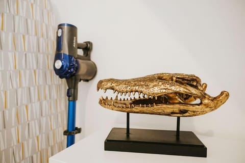 3 Bed Central Home with Netflix Vacation rental in St Helens