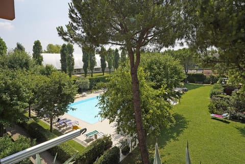 Residence Riviera 43 by Wonderful Italy Apartment in Desenzano del Garda
