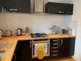 Cosy 3 bedroom home with parking in Middlesbrough Vacation rental in Middlesbrough