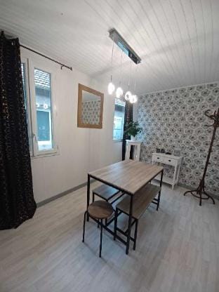 Logis Pivoines Maison Proche Le PAL à Trézelles Vacation rental in Bourgogne-Franche-Comté