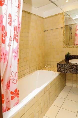 SEASIDE HOSTEL Apartment in Dubai