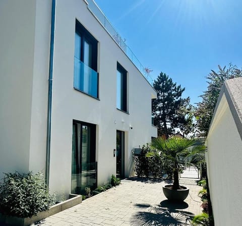 Homely Basel Airport Apartment in Saint-Louis