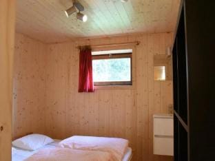 Spacious 8-Bedroom Chalet Vacation rental in Wallonia, Belgium