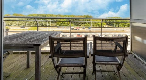 Bright Coastal Stay in Bredene Apartment in Bredene