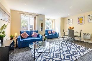 Two Bed Apartment Families Long Stays Free Parking Apartment in Nottingham