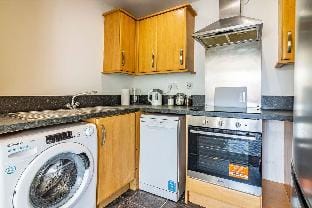 Two Bed Apartment Families Long Stays Free Parking Apartment in Nottingham