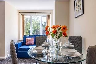 Two Bed Apartment Families Long Stays Free Parking Apartment in Nottingham