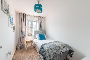 Prime location 3 bed House Vacation rental in Newport