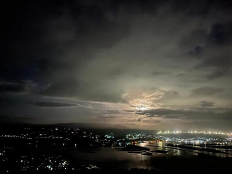 Die Uitzicht Guesthouse - Knysna Bed and Breakfast in Knysna