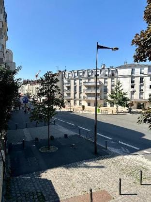 Entire Appartement-moderne  Paris-CDG-le bourgety Apartment in Drancy