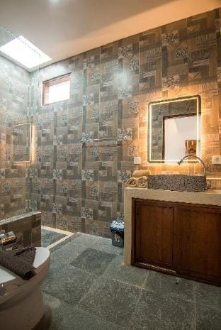 OM villas 99 Villa in Kediri