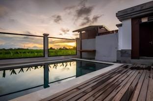 OM villas 99 Villa in Kediri