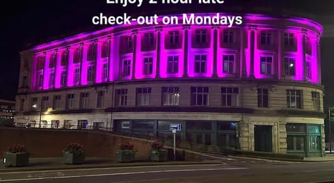 Belvilla Newport City Centre Hotel - Lifestyle Hotel in Newport