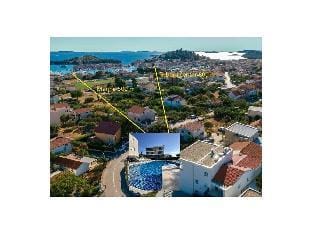 Appartement Tribunj S1 Vacation rental in Šibenik-Knin County, Croatia