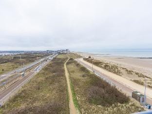 Studio Apartment in Seaside with Panoramic Views Apartment in Middelkerke