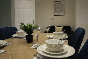 Rhyber Avenue Vacation rental in Lanark