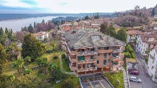 Mansarda vista lago Apartment in Arona