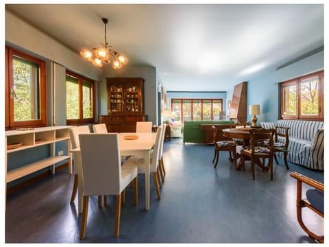 Villa Cannas Comfortable holiday residence Villa in Forte dei Marmi