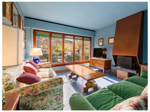 Villa Cannas Comfortable holiday residence Villa in Forte dei Marmi