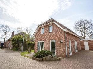 Mosselank 121 Comfortable holiday residence Vacation rental in Ouddorp