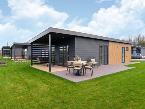 Holiday home in t Groene Hart on the water Vacation rental in South Holland (province)