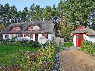 Leni Comfortable holiday residence Vacation rental in Glowe