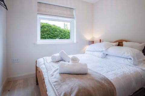 Bayview 3 - 2 Bedroom Chalet - Bayview Oxwich Chalet in Wales