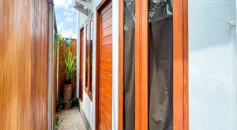 Winy House Hotel in Blahbatuh