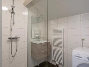 Bungalow in Renesse near North Sea Beach Vacation rental in Noordwelle