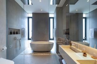 Akashi Residence | 6BR Luxe Villa Pool Slide Villa in North Kuta