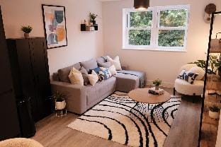 Stylish, Luxury Apt - Sleeps 4. Apartment in Southampton