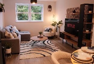 Stylish, Luxury Apt - Sleeps 4. Apartment in Southampton