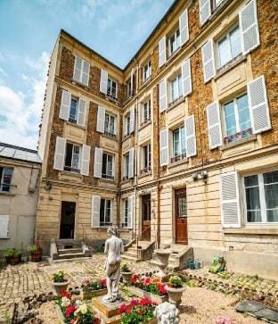 Géranimus Versailles : Palace Apartment in Versailles