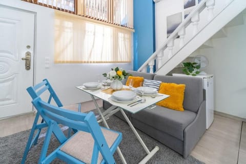 DejaBlue, Old City Center Studio Apartment in Sofia