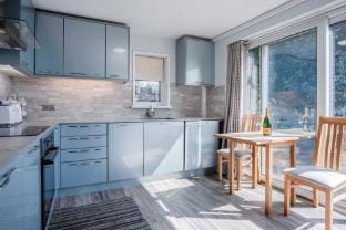 Lundy Lodge – 1 Bedroom Annex – Rhossili Apartment in Rhossili