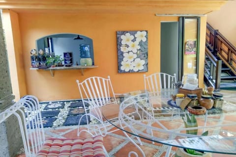 Super OYO Capital O Coconut Suite Jimbaran Hotel in Kuta