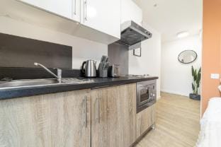 Alexandra House Apartments  Apartment in Sheffield