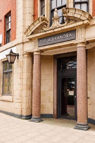 Alexandra House Apartments  Apartment in Sheffield