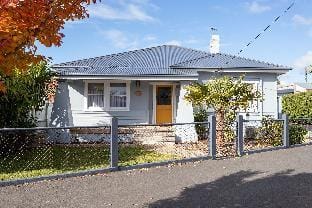 Victoria Cottage Vacation rental in Ulverstone