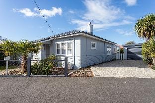 Victoria Cottage Vacation rental in Ulverstone
