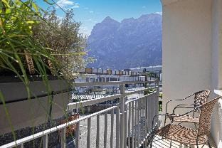 Appartamento Fabio Few Min From Lake Apartment in Riva del Garda
