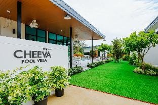 Cheeva Pool Villa Khao Lak Villa in Khuekkhak