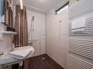 Bungalow in Weerterbergen with Garden Fireplace Vacation rental in Weert