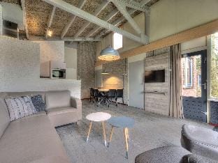 Family Bungalow w Garden Vacation rental in Weert