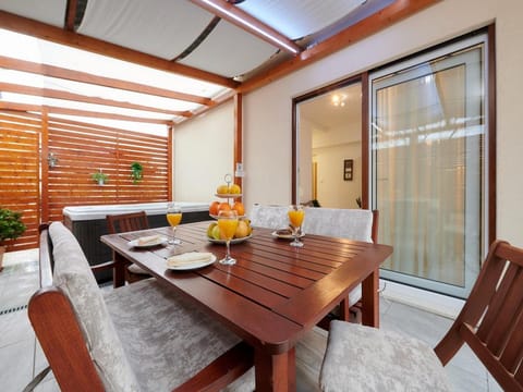 Apartment Boris ST - Two Bedroom Apartment with Terrace and Jacuzzi Apartment in Trogir