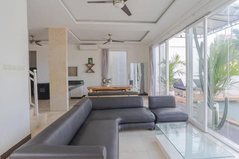 Margarita Villa Canggu Villa in North Kuta