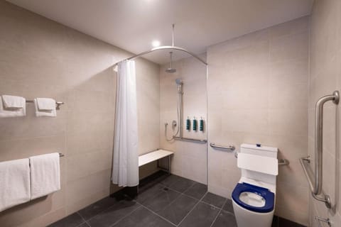 DoubleTree by Hilton Hobart Hotel in Hobart