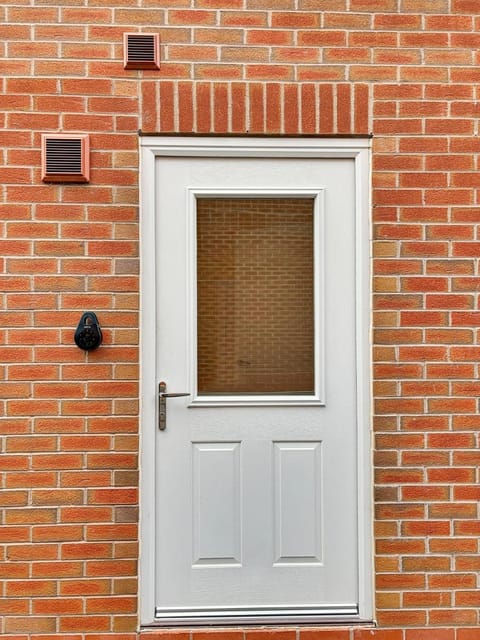 Sleeps 7 Luxury 3bed family home village location Vacation rental in South Kesteven District