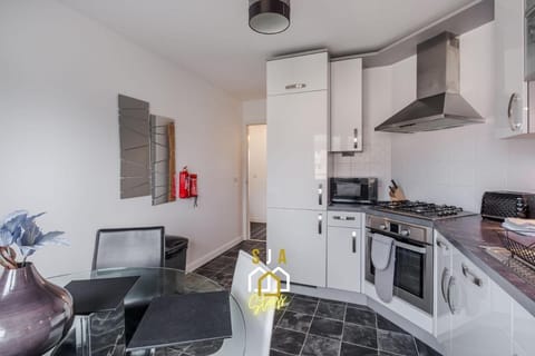 Portland Pad - SJA Stays - Modern 2 Bed Apartment Apartment in Aberdeen
