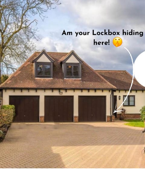 Fairy Meadows Hideaway Hotel in Huntingdonshire District